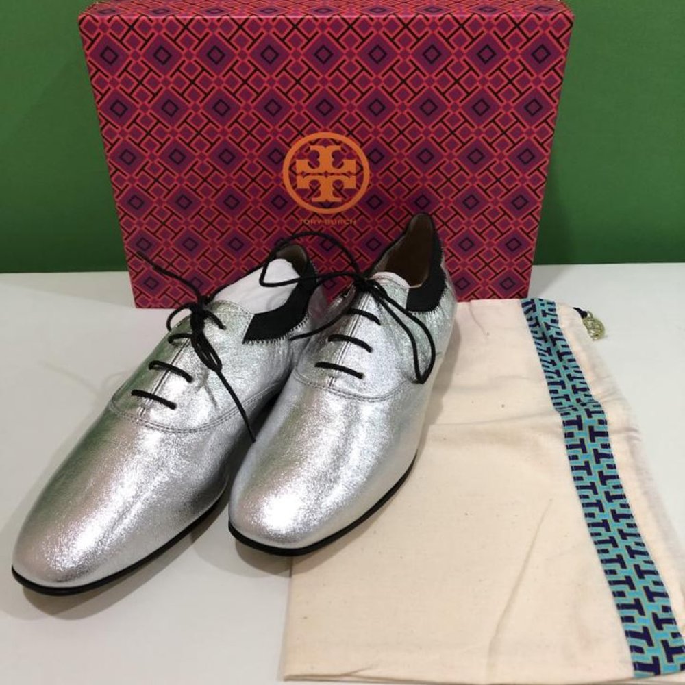 Tory Burch Silver Metallic Bombe Oxford Flats